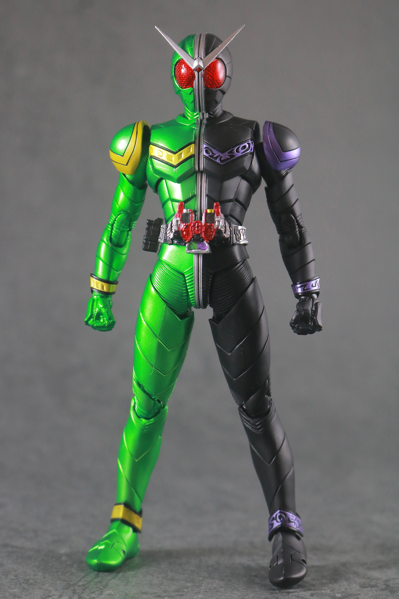 S.H.フィギュアーツ 仮面ライダーW サイクロンジョーカー 真骨彫製法 風都探偵アニメ化記念 レビュー 本体