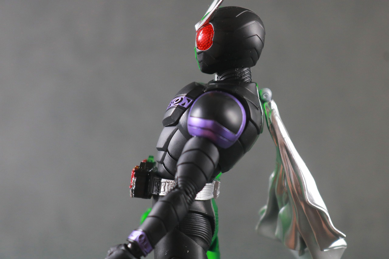S.H.フィギュアーツ 仮面ライダーW サイクロンジョーカー 真骨彫製法 風都探偵アニメ化記念 レビュー 可動範囲