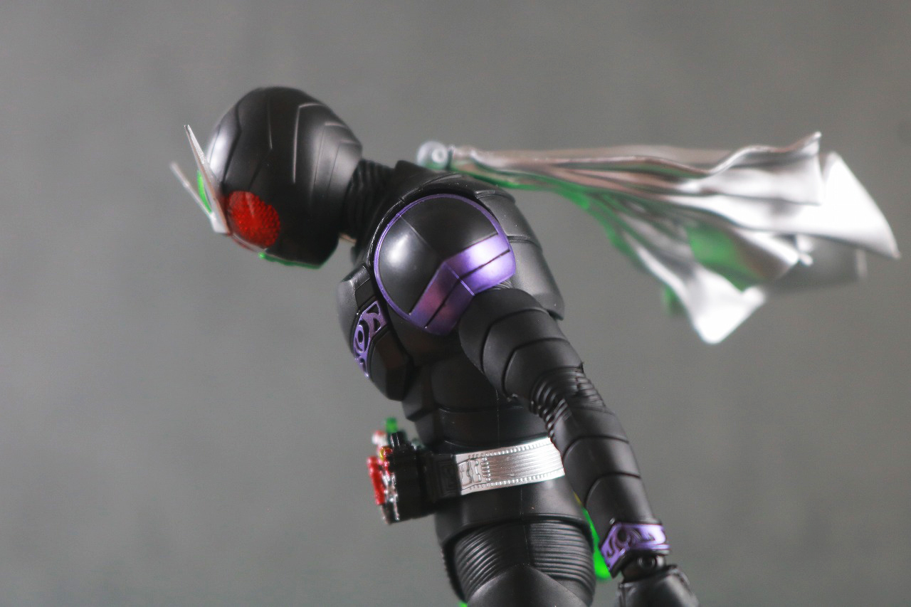 S.H.フィギュアーツ 仮面ライダーW サイクロンジョーカー 真骨彫製法 風都探偵アニメ化記念 レビュー 可動範囲