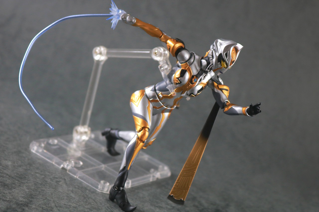 S.H.フィギュアーツ　カルミラ　レビュー　アクション