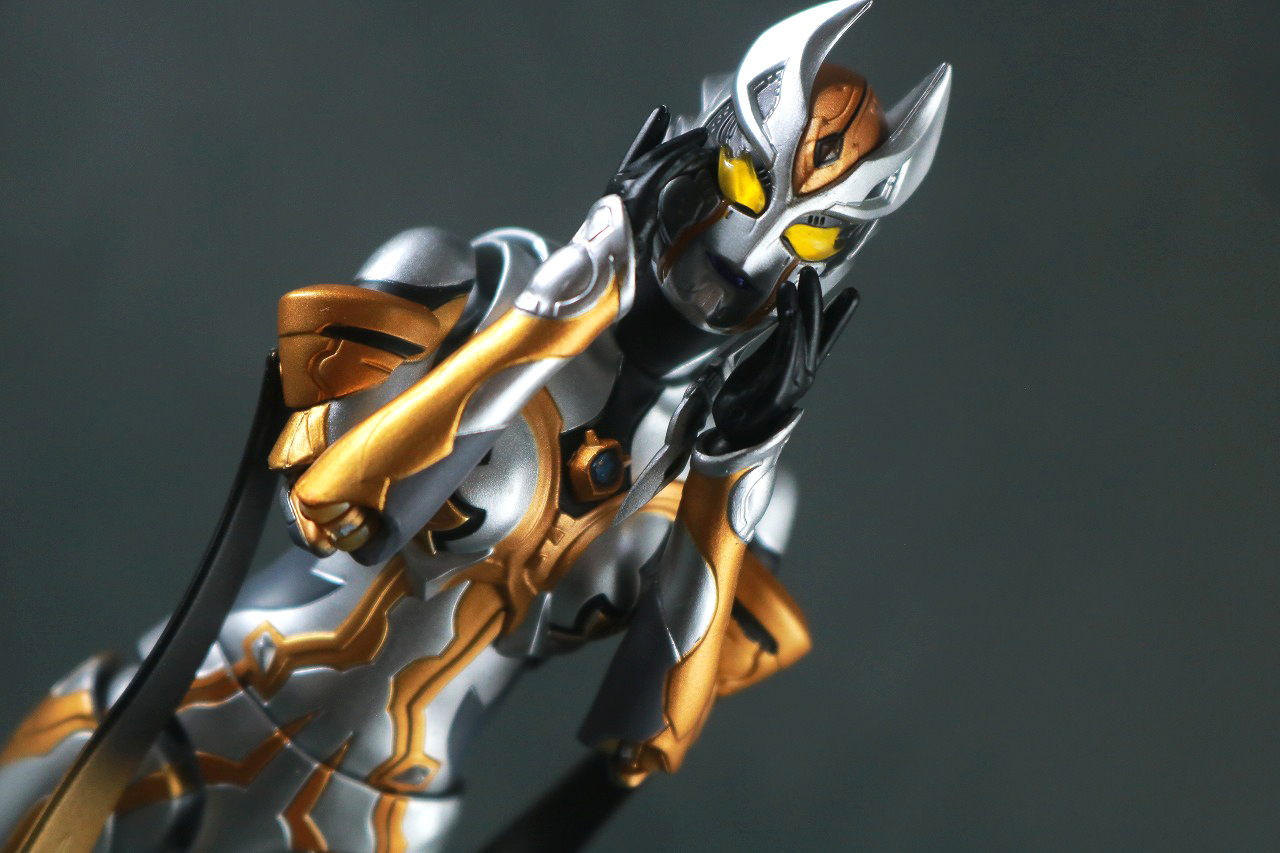 S.H.フィギュアーツ　カルミラ　レビュー　アクション