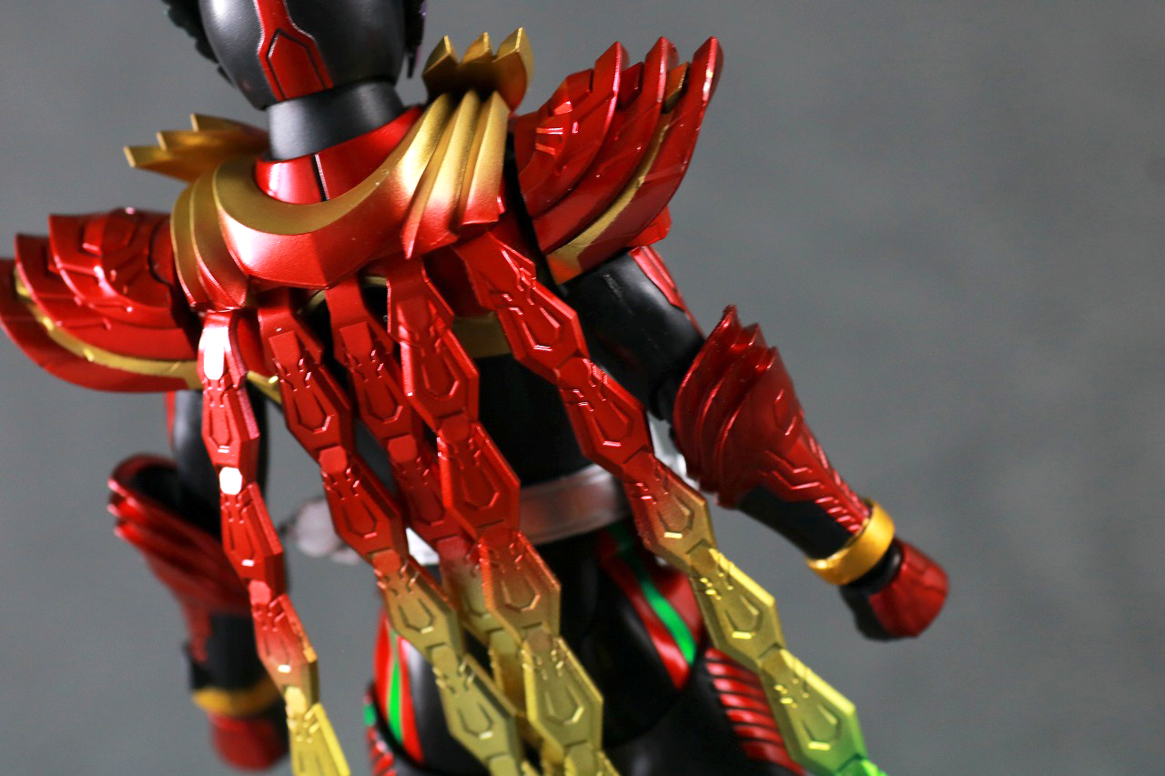 S.H.フィギュアーツ　仮面ライダーオーズ　タジャドルコンボエタニティ　真骨頂製法　レビュー　本体