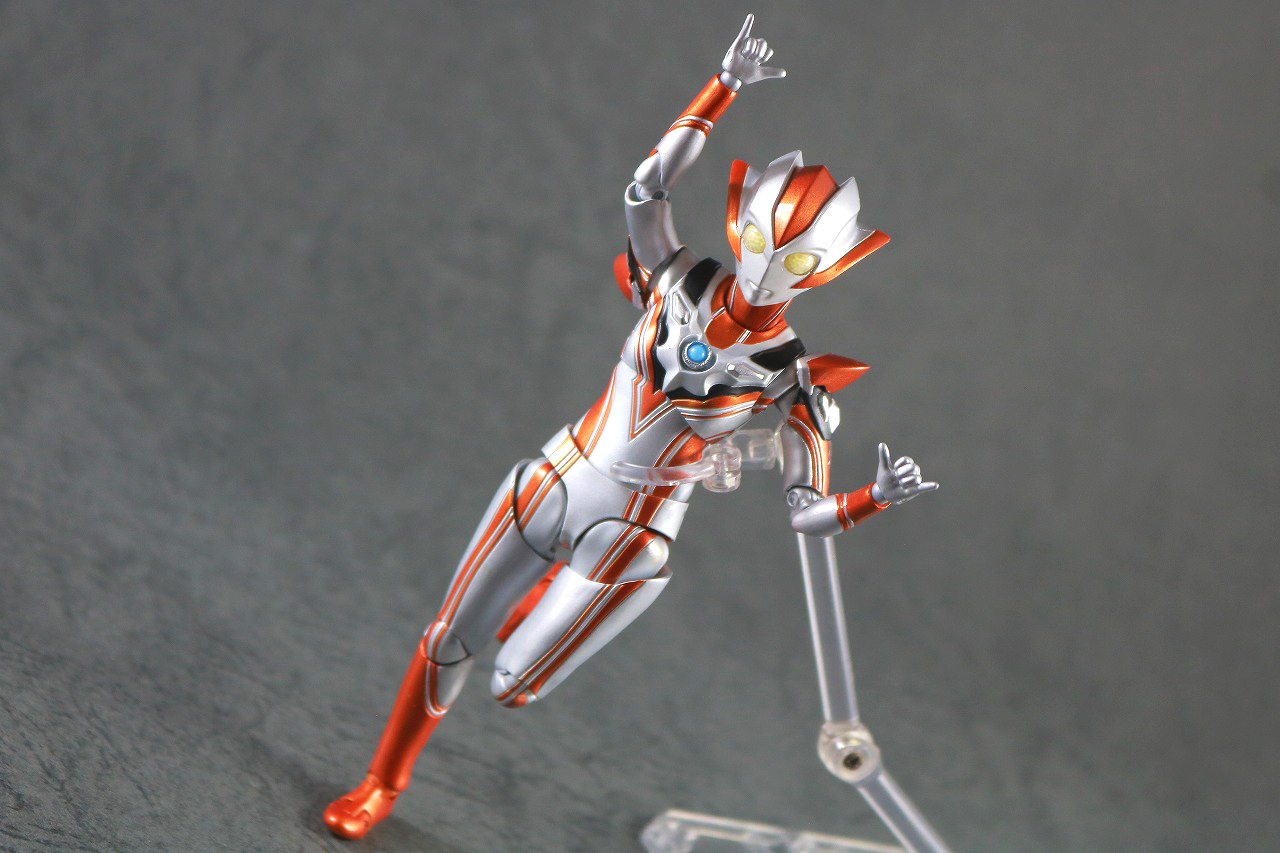 S.H.フィギュアーツ　ウルトラウーマングリージョ　レビュー　アクション