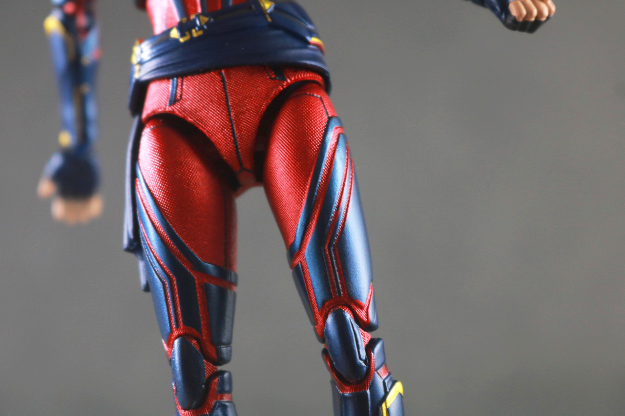 MAFEX　キャプテン・マーベル（アベンジャーズ／エンドゲーム）　レビュー　可動範囲