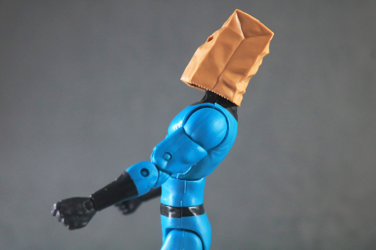 マーベルレジェンド　ボンバスティック・バッグマン　レビュー　可動範囲