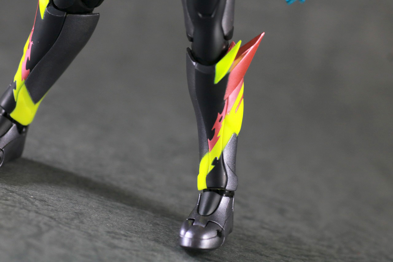 S.H.フィギュアーツ　仮面ライダーリバイス　レビュー　本体