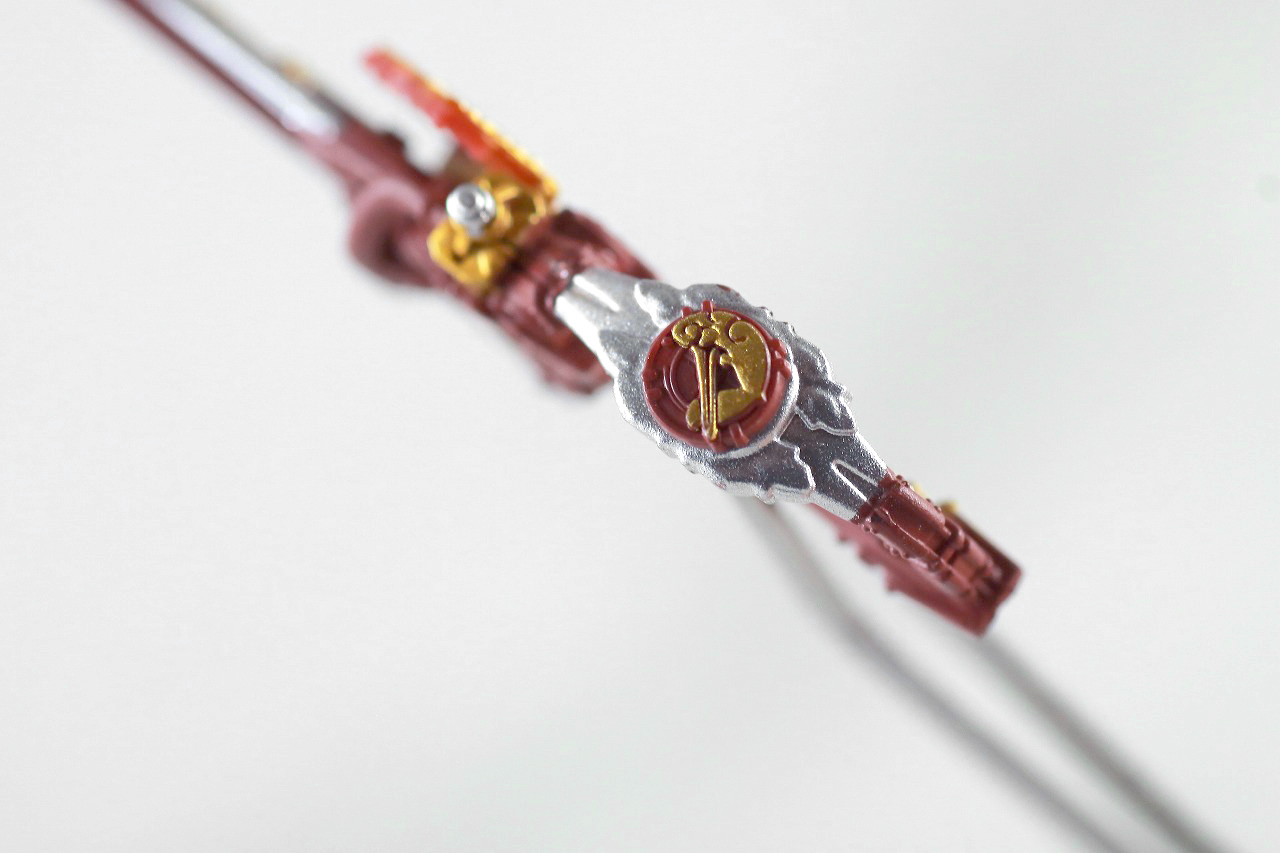 S.H.フィギュアーツ　仮面ライダーサーベラ　昆虫大百科　レビュー　付属品　煙叡剣狼煙