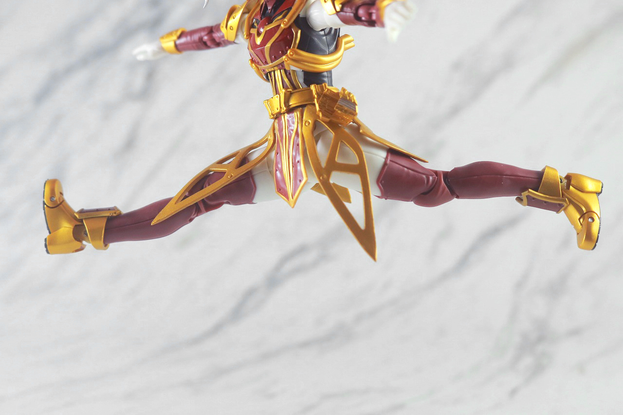 S.H.フィギュアーツ　仮面ライダーサーベラ　昆虫大百科　レビュー　可動範囲