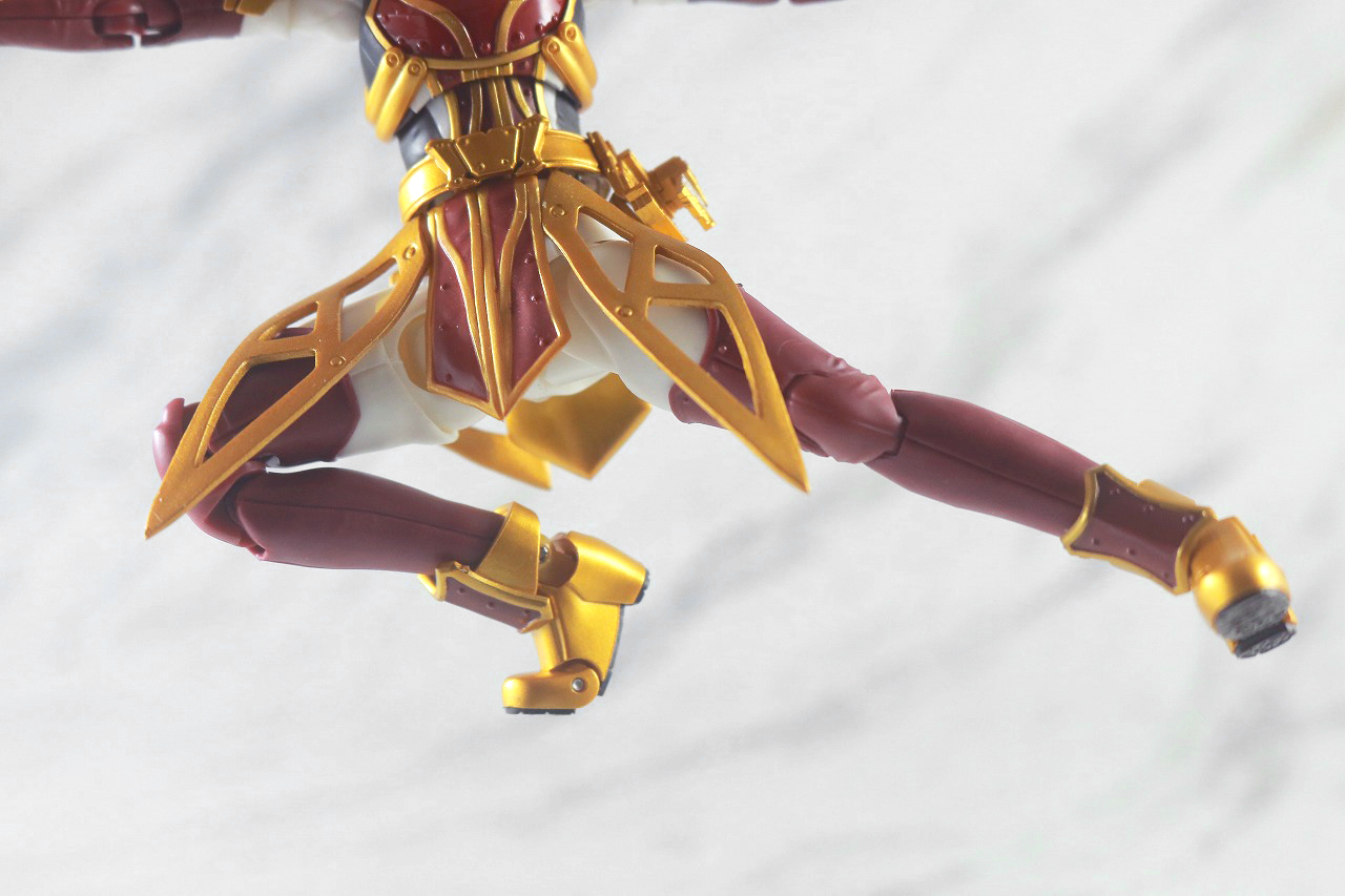 S.H.フィギュアーツ　仮面ライダーサーベラ　昆虫大百科　レビュー　可動範囲