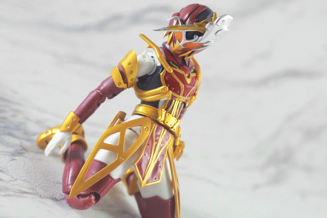 S.H.フィギュアーツ　仮面ライダーサーベラ　昆虫大百科　レビュー　アクション