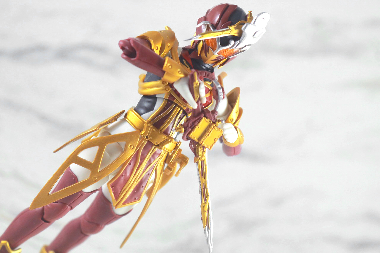 S.H.フィギュアーツ　仮面ライダーサーベラ　昆虫大百科　レビュー　アクション