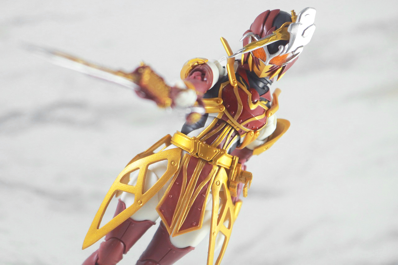 S.H.フィギュアーツ　仮面ライダーサーベラ　昆虫大百科　レビュー　アクション