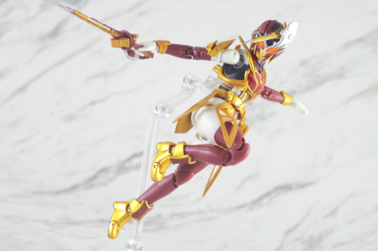 S.H.フィギュアーツ　仮面ライダーサーベラ　昆虫大百科　レビュー　アクション