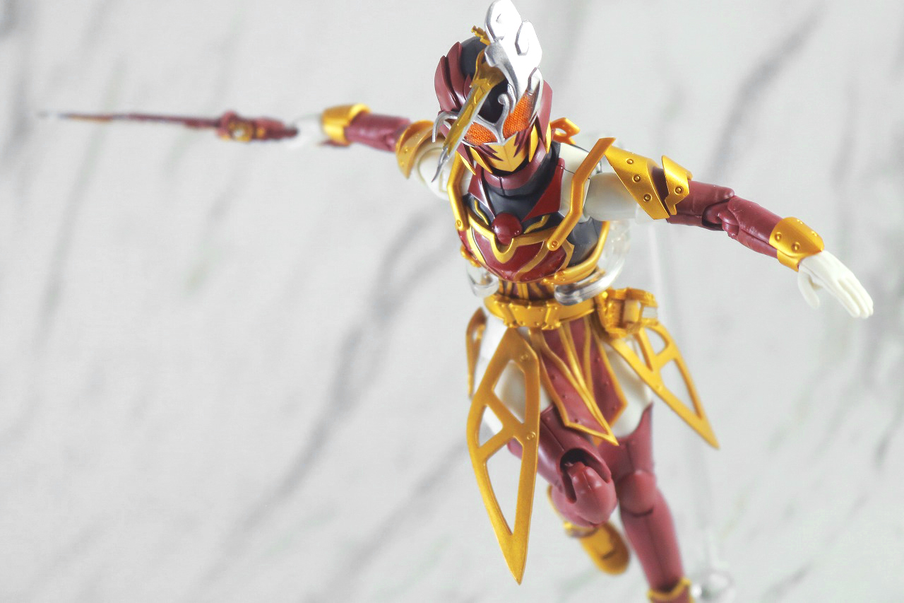 S.H.フィギュアーツ　仮面ライダーサーベラ　昆虫大百科　レビュー　アクション