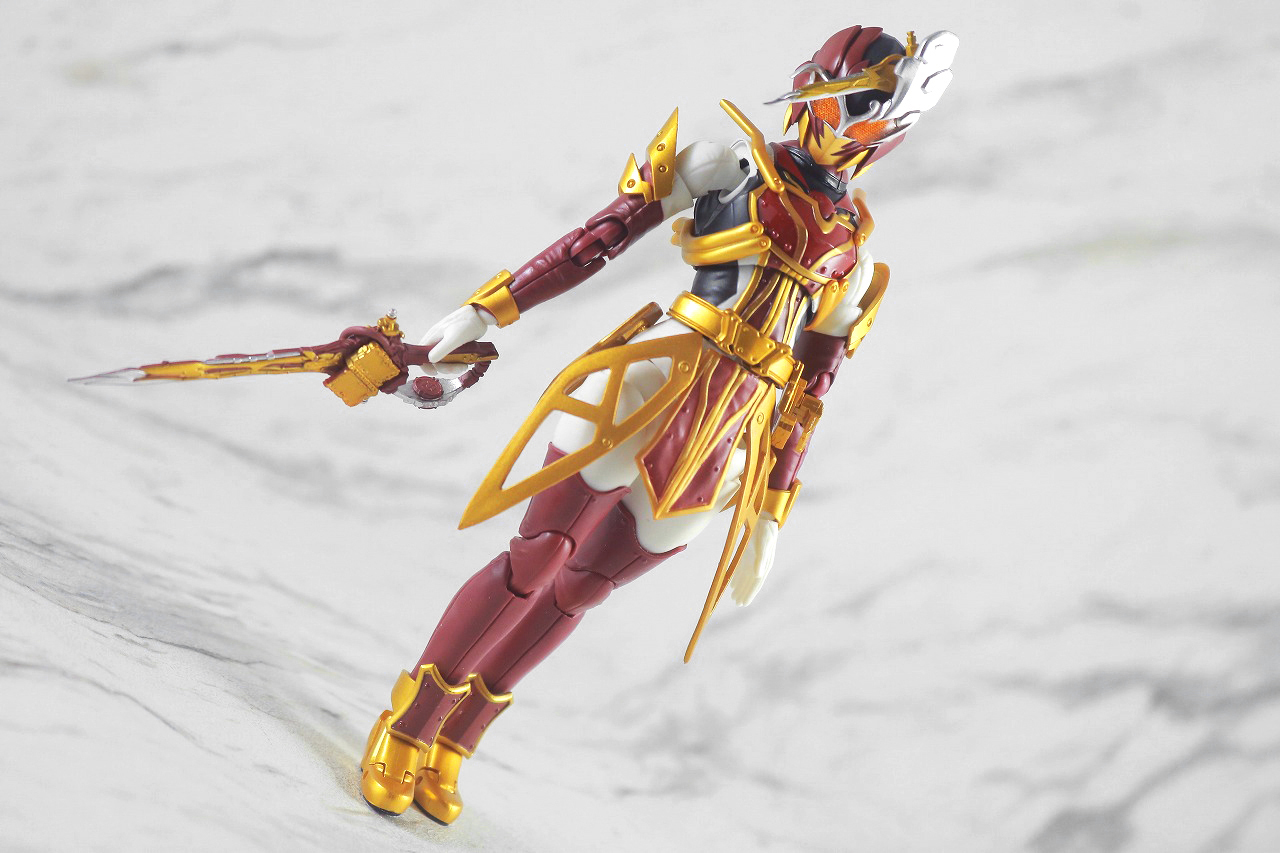 S.H.フィギュアーツ　仮面ライダーサーベラ　昆虫大百科　レビュー　アクション