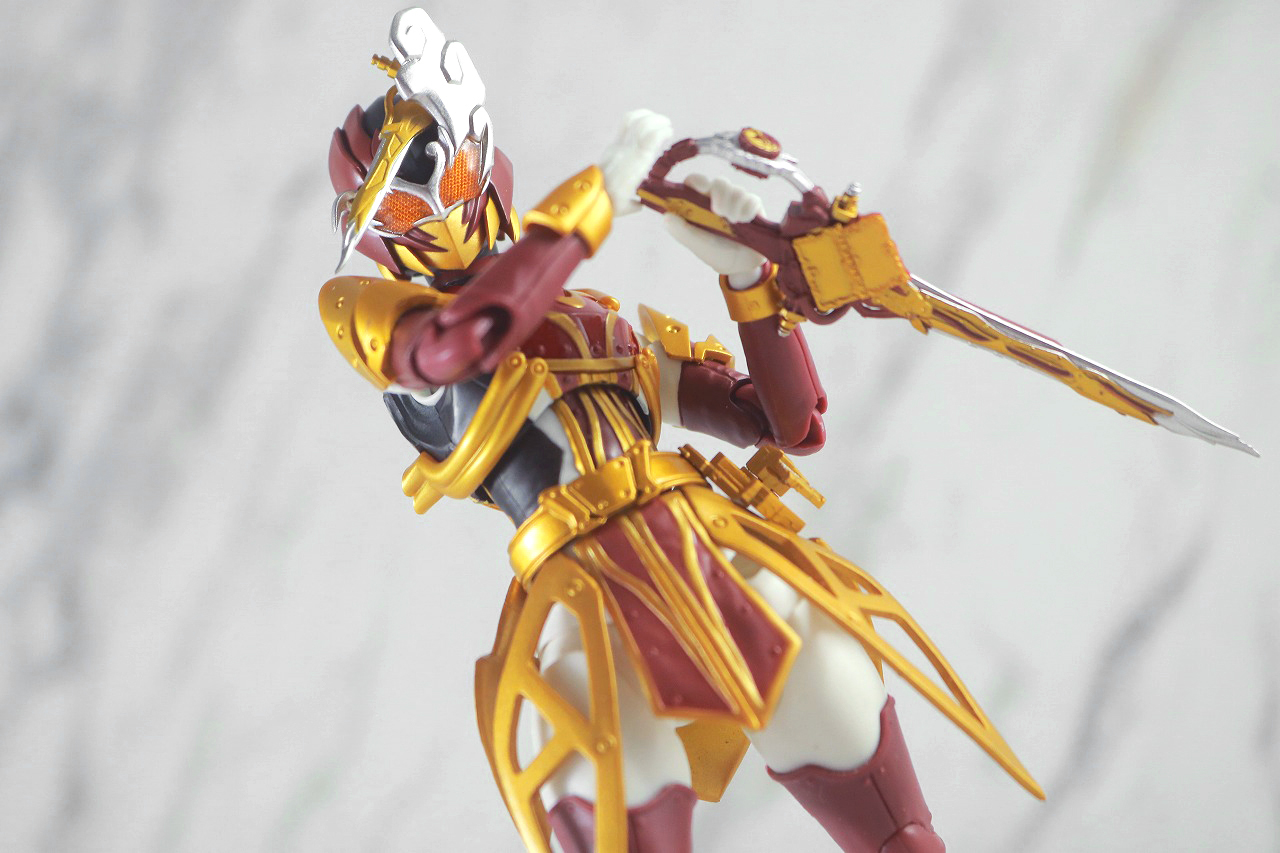 S.H.フィギュアーツ　仮面ライダーサーベラ　昆虫大百科　レビュー　アクション