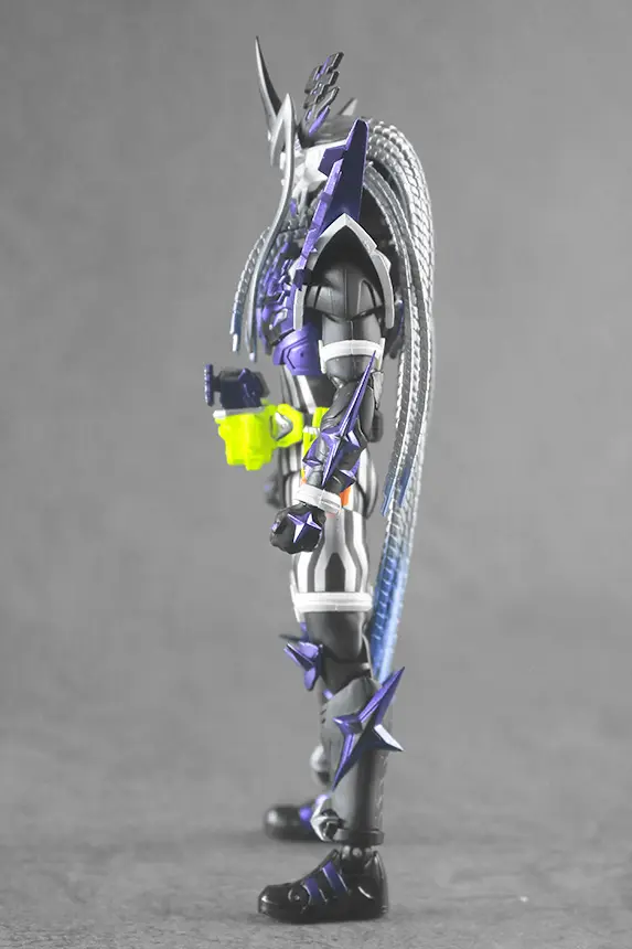 S.H.フィギュアーツ 仮面ライダーゲンム 無双ゲーマー レビュー 本体