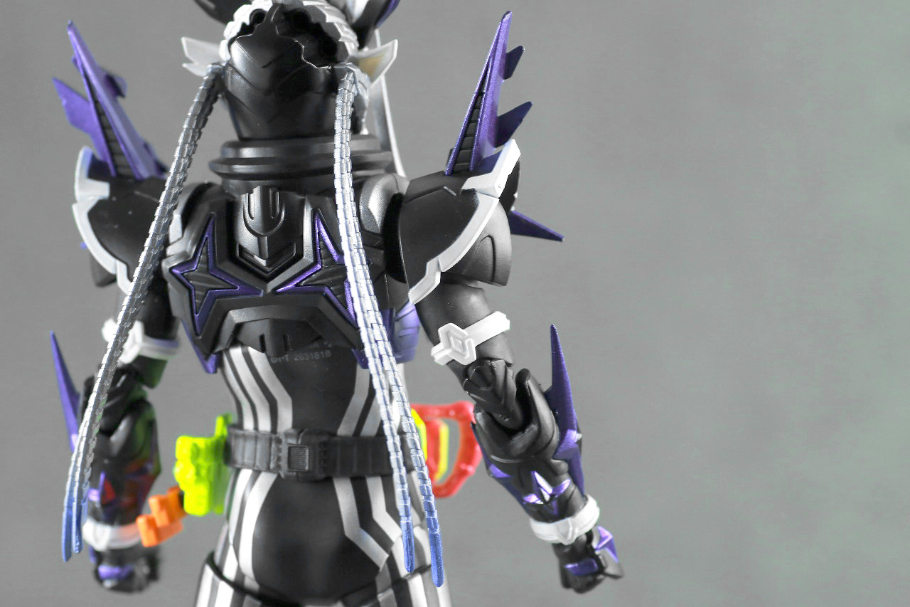 S.H.フィギュアーツ　仮面ライダーゲンム 無双ゲーマー　レビュー　本体