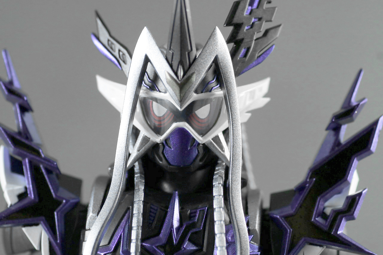 S.H.フィギュアーツ 仮面ライダーゲンム 無双ゲーマー レビュー 本体