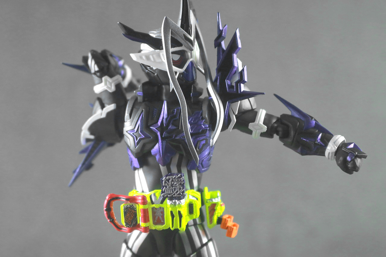 S.H.フィギュアーツ　仮面ライダーゲンム 無双ゲーマー　レビュー　可動範囲