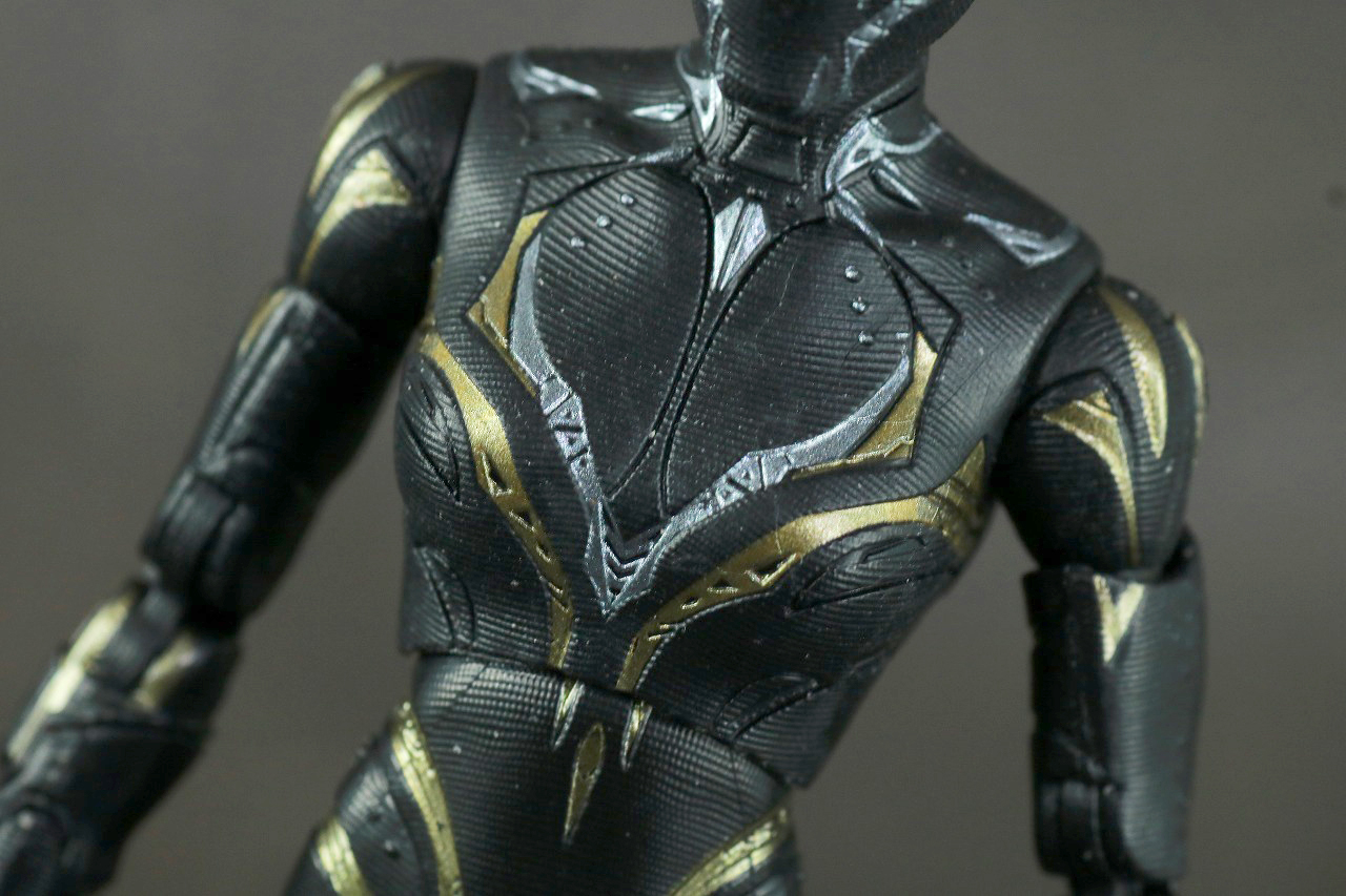 マーベルレジェンド　ブラックパンサー　ワカンダ・フォーエバー　シュリ　レビュー　本体