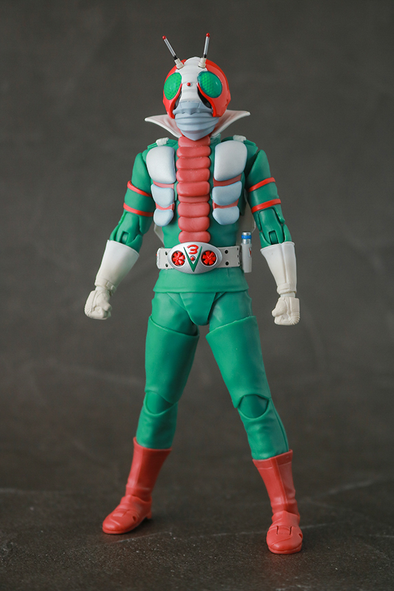 S.H.フィギュアーツ　仮面ライダーV3　真骨彫製法　レビュー　本体
