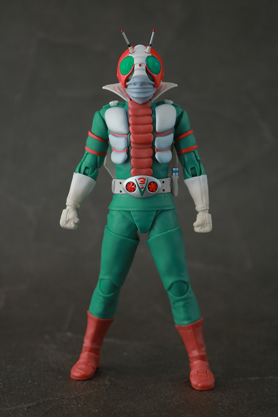 S.H.フィギュアーツ　仮面ライダーV3　真骨彫製法　レビュー　本体