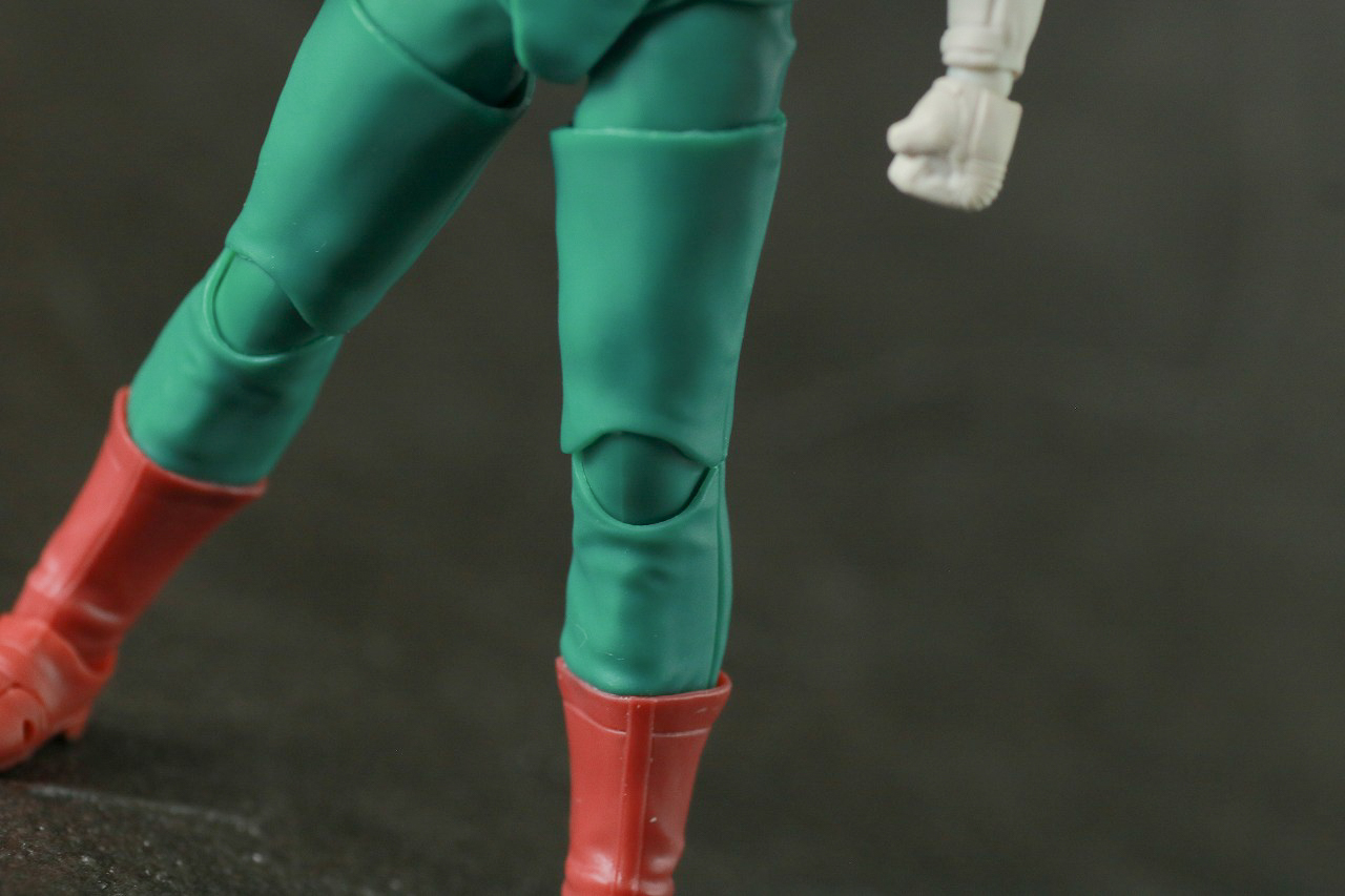 S.H.フィギュアーツ　仮面ライダーV3　真骨彫製法　レビュー　本体