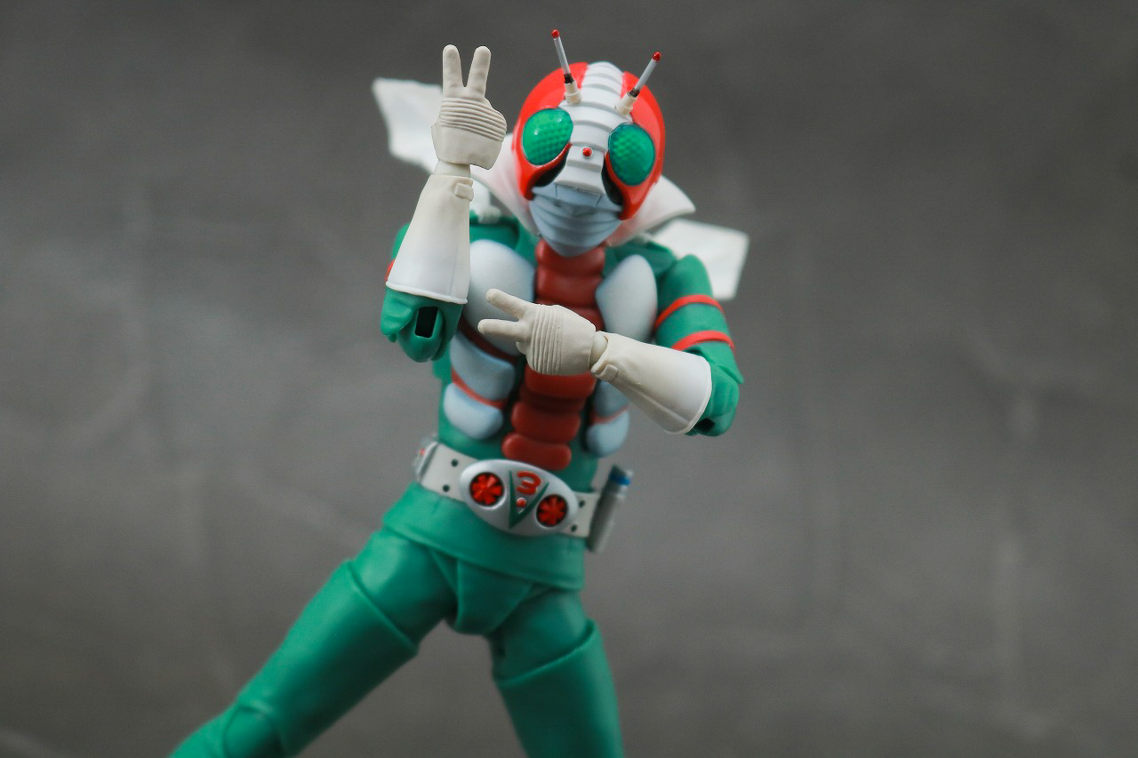 S.H.フィギュアーツ　仮面ライダーV3　真骨彫製法　レビュー　アクション