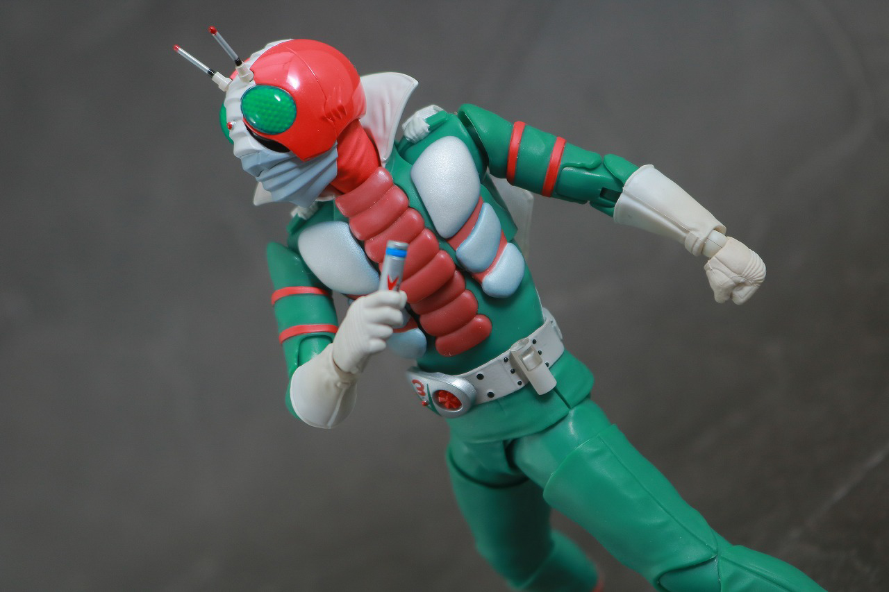 S.H.フィギュアーツ　仮面ライダーV3　真骨彫製法　レビュー　アクション