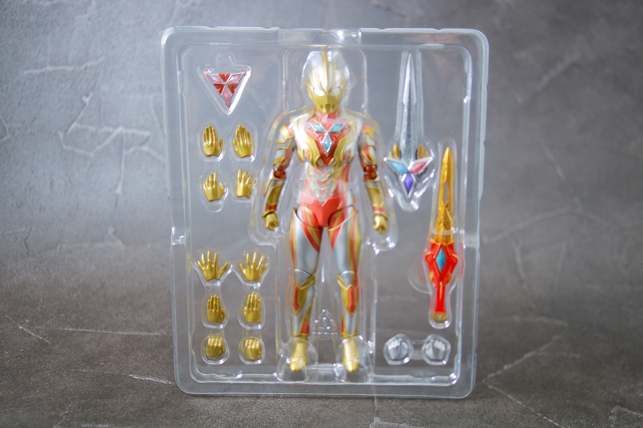 S.H.フィギュアーツ　グリッタートリガーエタニティ　レビュー　パッケージ