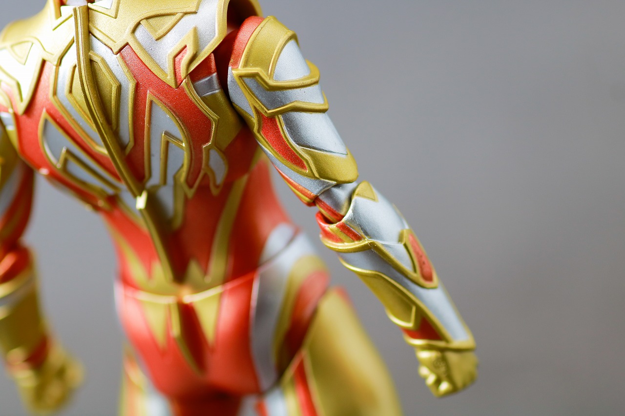 S.H.フィギュアーツ　グリッタートリガーエタニティ　レビュー　本体