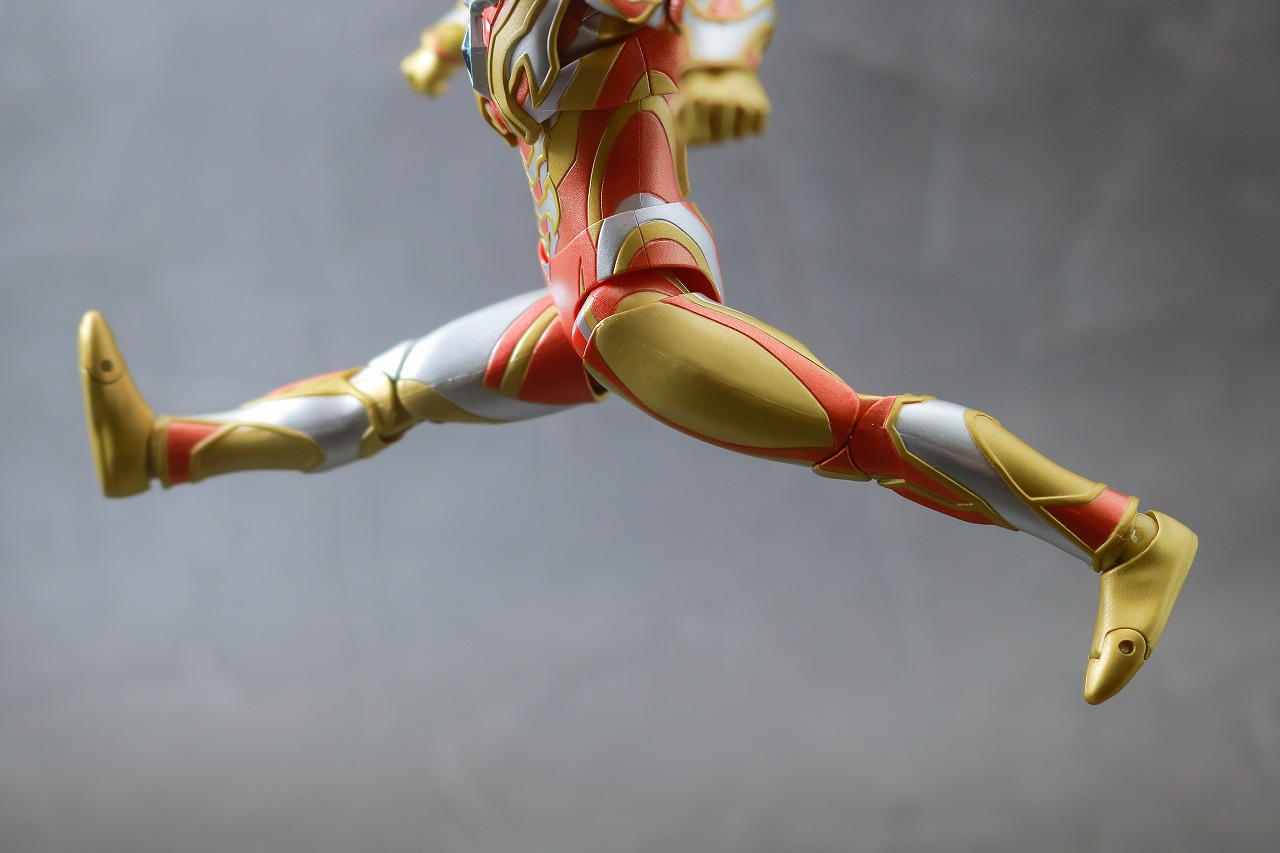 S.H.フィギュアーツ　グリッタートリガーエタニティ　レビュー　可動範囲