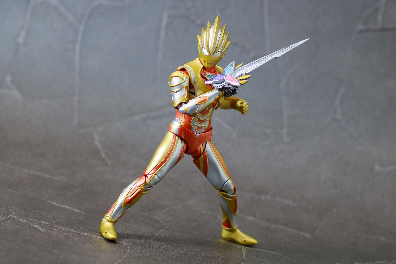 S.H.フィギュアーツ　グリッタートリガーエタニティ　レビュー　アクション