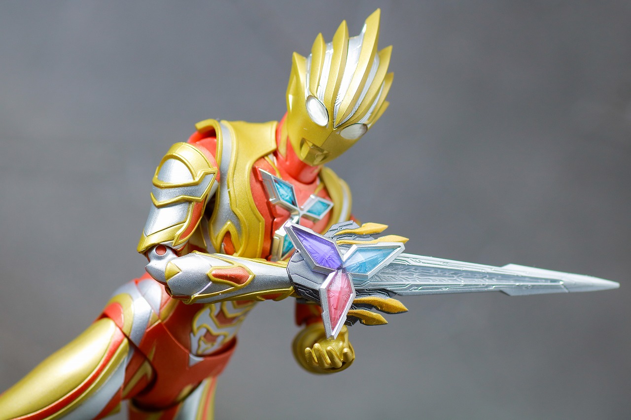 S.H.フィギュアーツ　グリッタートリガーエタニティ　レビュー　アクション