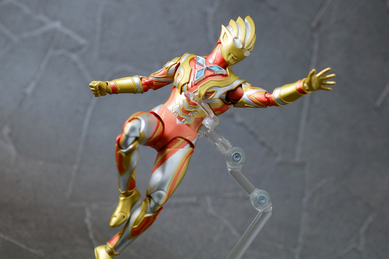 S.H.フィギュアーツ　グリッタートリガーエタニティ　レビュー　アクション