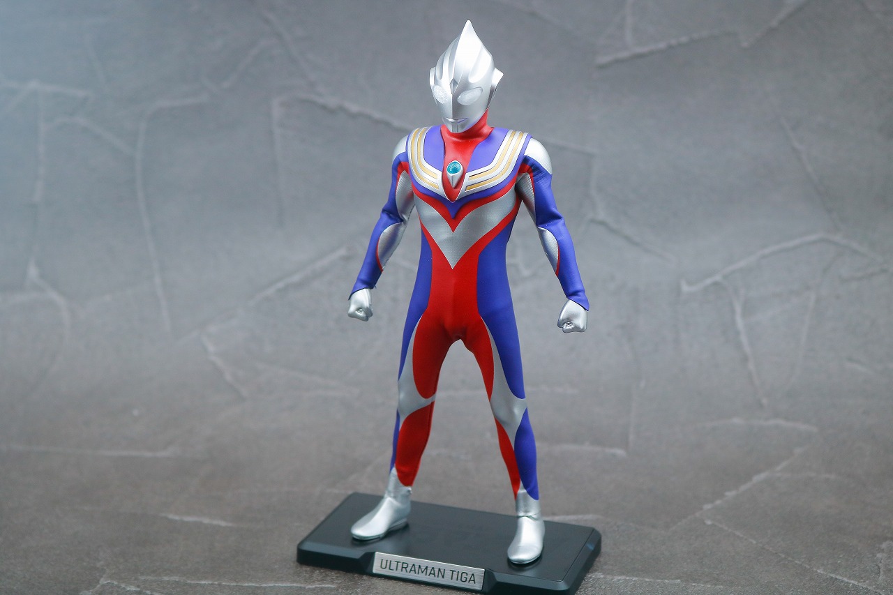 alphamax　アルファマックス　ウルトラマンティガ　マルチタイプ　レビュー　付属品　台座