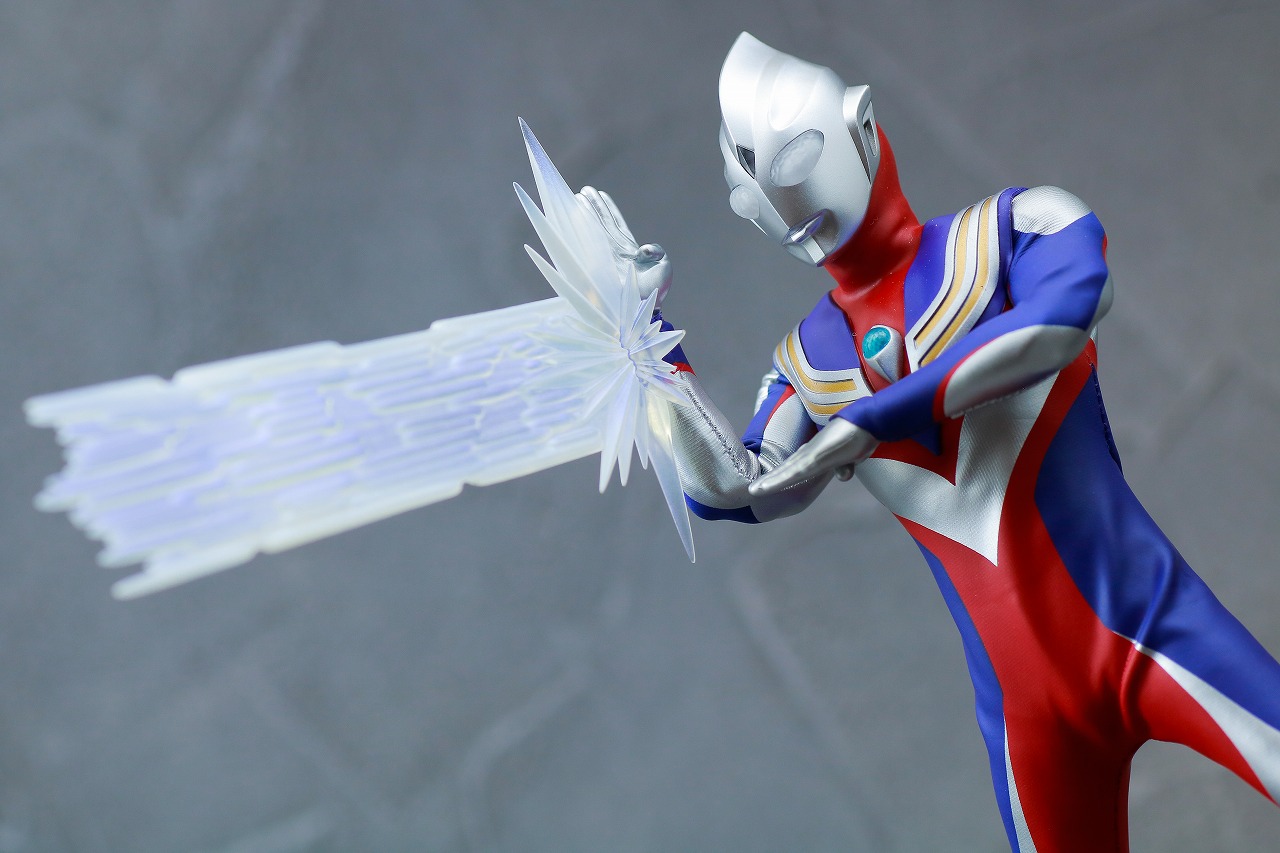 alphamax　アルファマックス　ウルトラマンティガ　マルチタイプ　レビュー　アクション