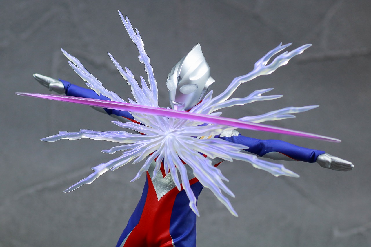 alphamax　アルファマックス　ウルトラマンティガ　マルチタイプ　レビュー　アクション