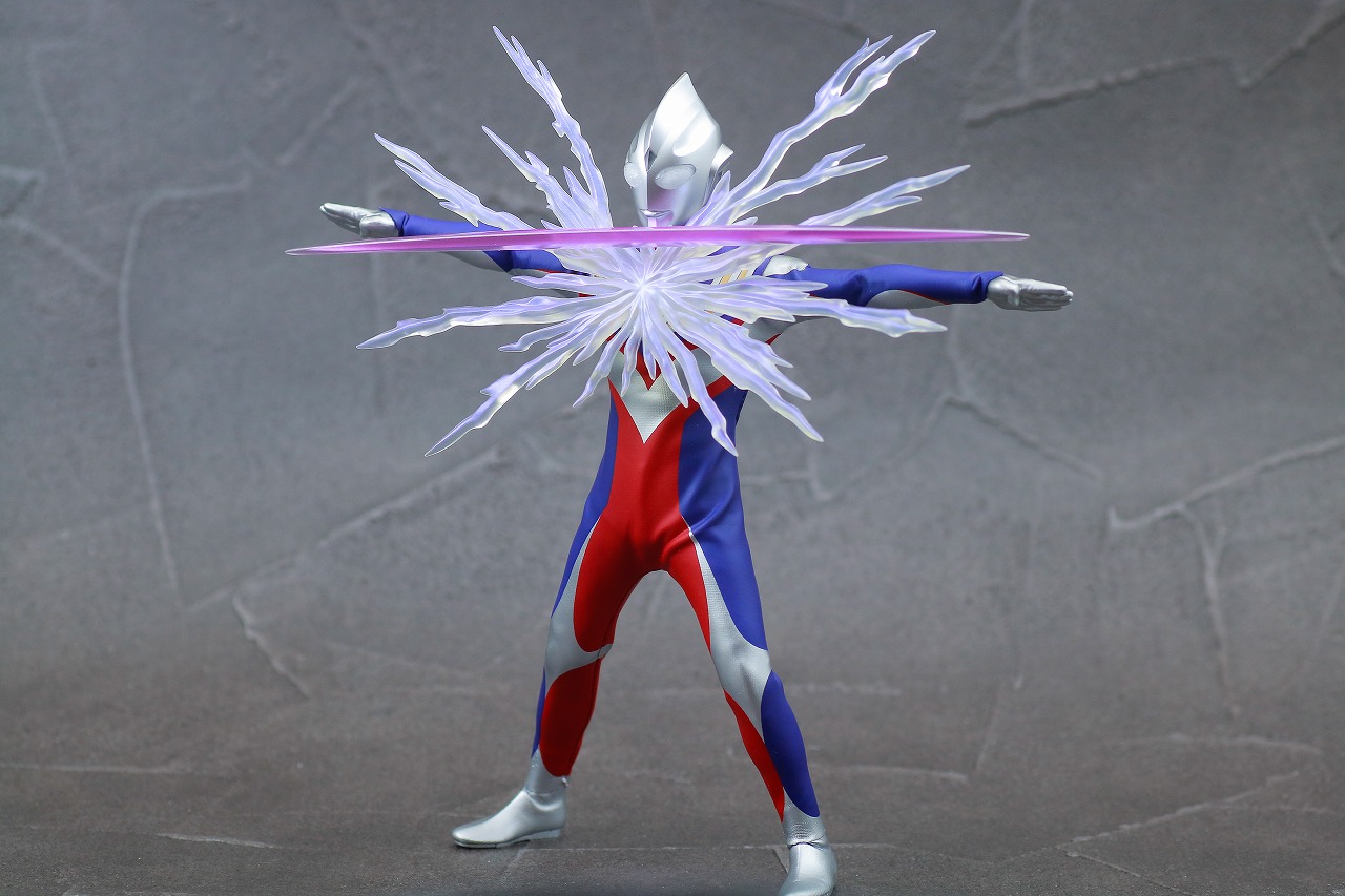 alphamax　アルファマックス　ウルトラマンティガ　マルチタイプ　レビュー　アクション