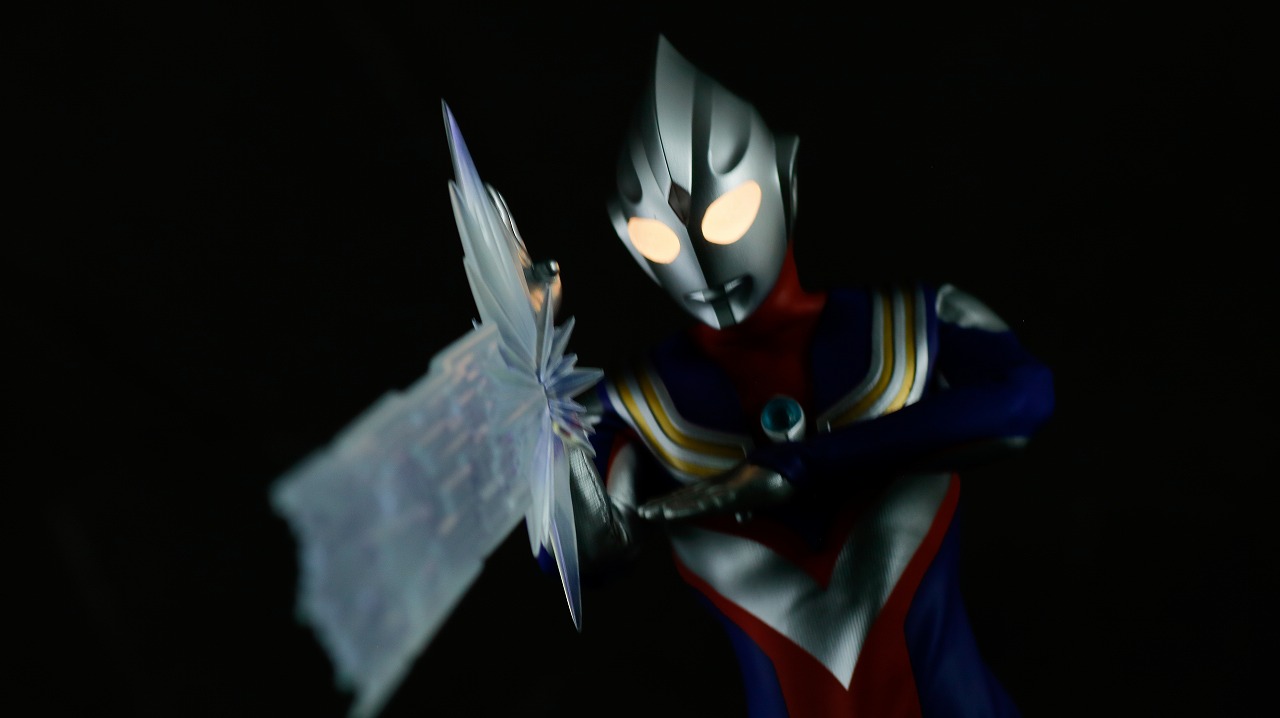 alphamax　アルファマックス　ウルトラマンティガ　マルチタイプ　レビュー　アクション