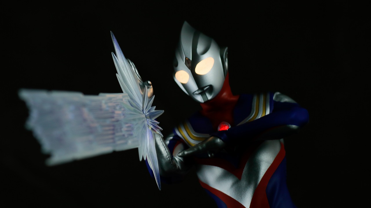 alphamax　アルファマックス　ウルトラマンティガ　マルチタイプ　レビュー　アクション