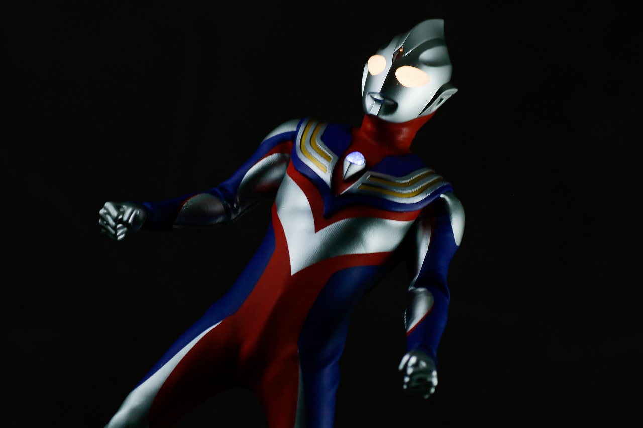 alphamax　アルファマックス　ウルトラマンティガ　マルチタイプ　レビュー　アクション