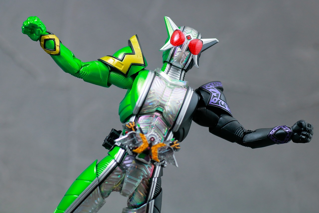 S.H.フィギュアーツ　仮面ライダーW サイクロンジョーカーエクストリーム　真骨彫製法　レビュー　アクション