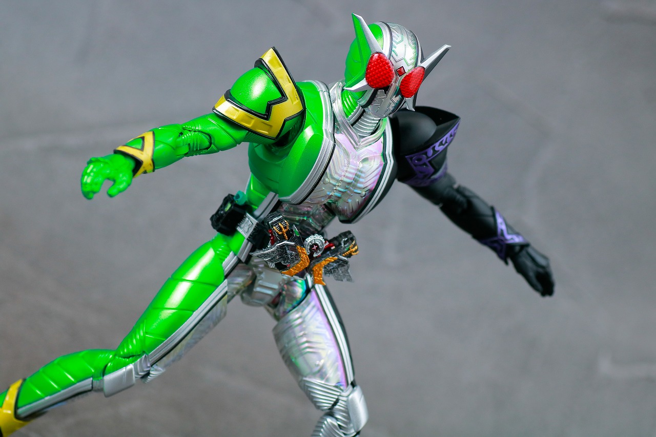 S.H.フィギュアーツ　仮面ライダーW サイクロンジョーカーエクストリーム　真骨彫製法　レビュー　アクション