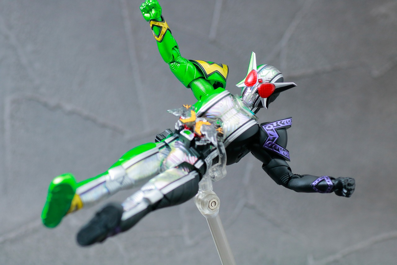 S.H.フィギュアーツ　仮面ライダーW サイクロンジョーカーエクストリーム　真骨彫製法　レビュー　アクション