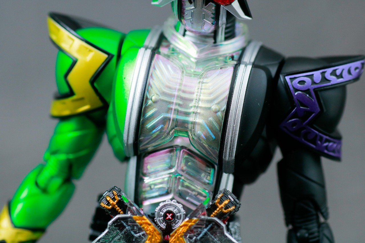 S.H.フィギュアーツ　仮面ライダーW サイクロンジョーカーエクストリーム　真骨彫製法　レビュー　本体