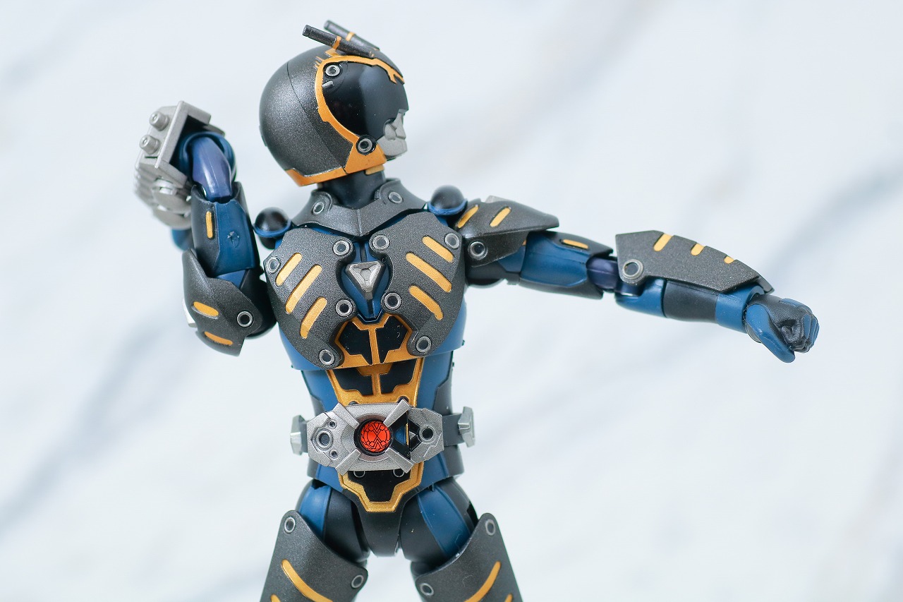 S.H.フィギュアーツ　オルタナティブ　レビュー　可動範囲