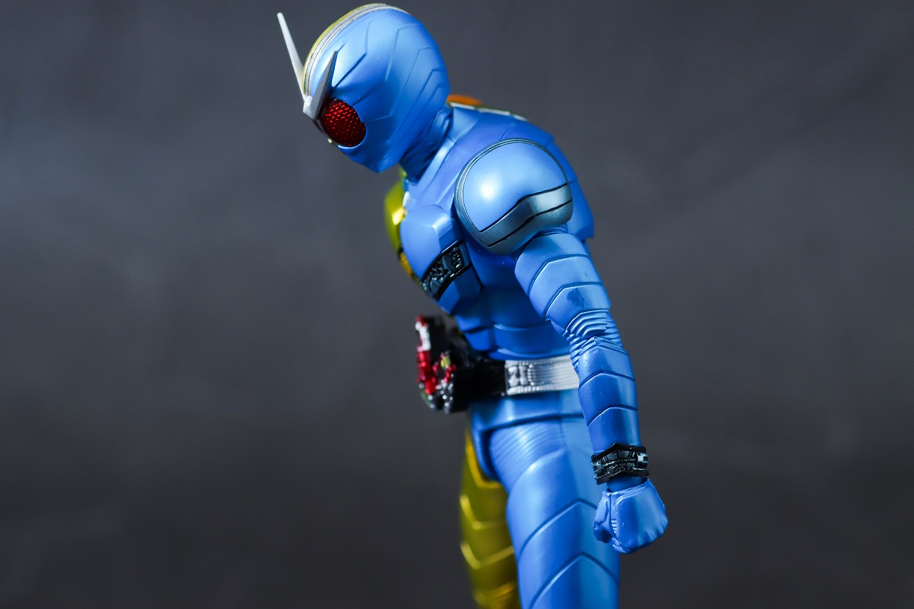 S.H.フィギュアーツ 仮面ライダーW ルナトリガー 真骨彫製法 風都探偵アニメ化記念 レビュー 可動範囲