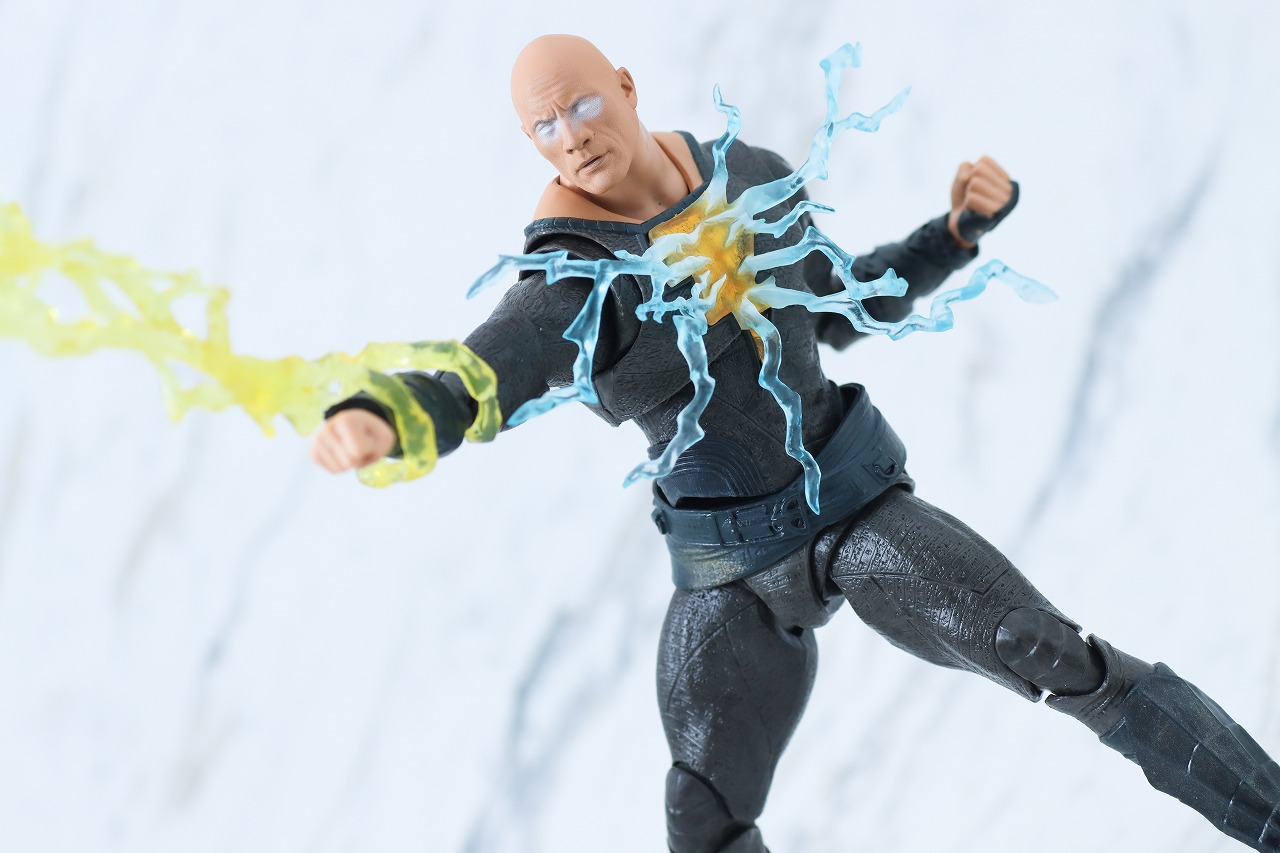 S.H.フィギュアーツ　ブラックアダム　レビュー　アクション